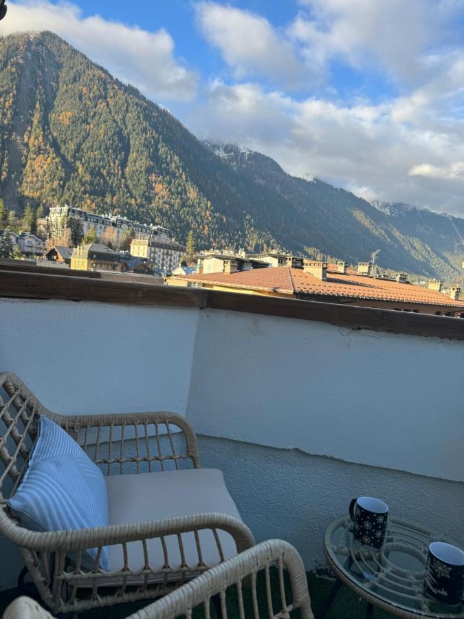 Cocon Au Coeur De Chamonix Avec Parking Gratuit Apartment Luaran gambar